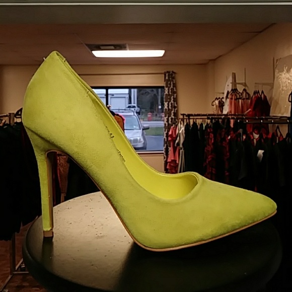 Stiletto heel - Picture 1 of 3